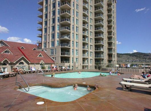 Sunset Waterfront Resort By Kelownacondorentals Kültér fotó